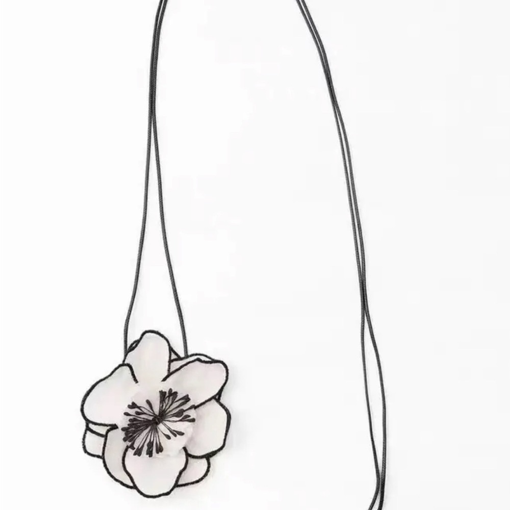 Zara White And Black Fabric Flower Wrap Necklace - Picture 13 of 16